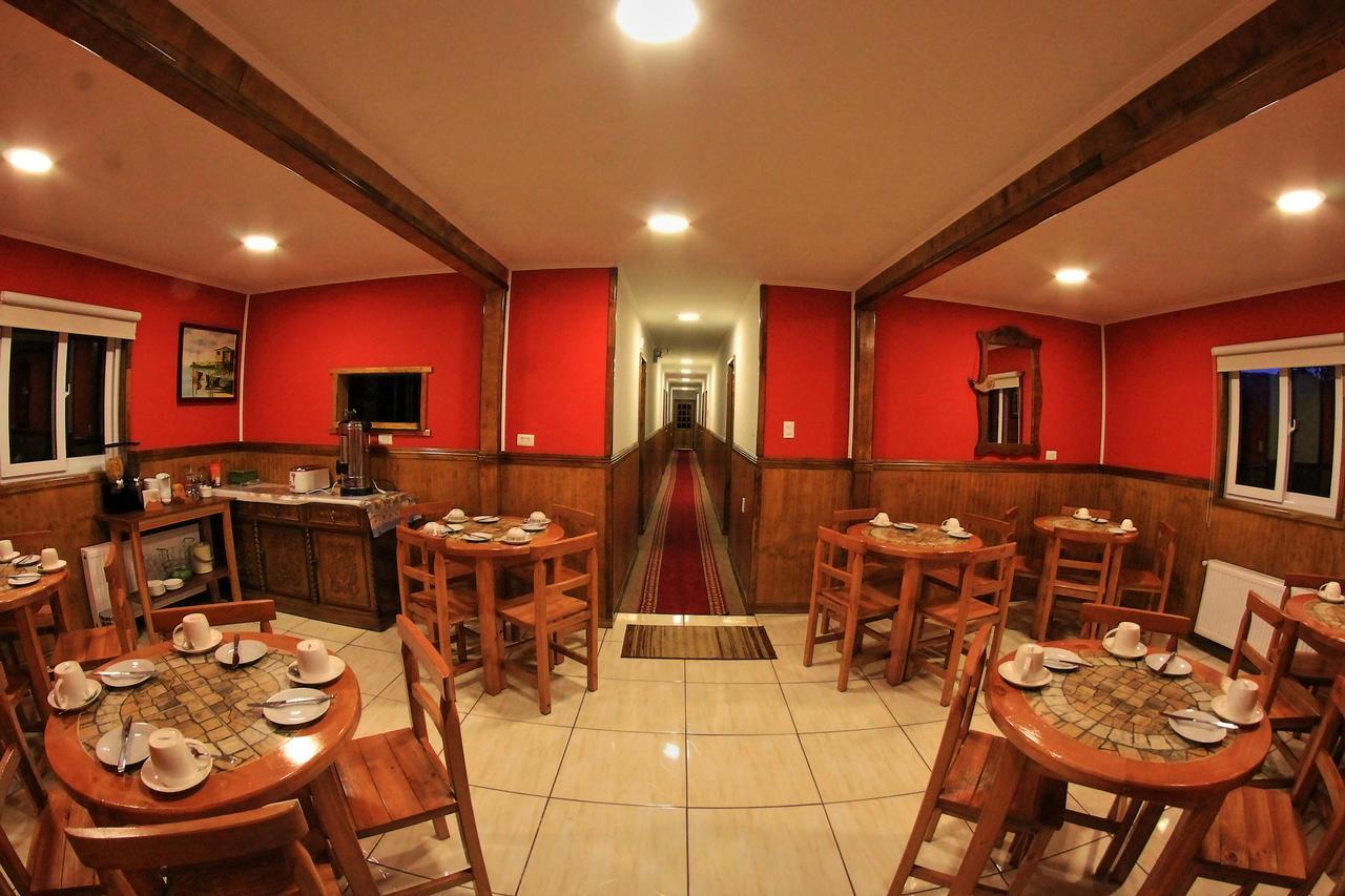 Hostal America En Puerto Natales Dış mekan fotoğraf